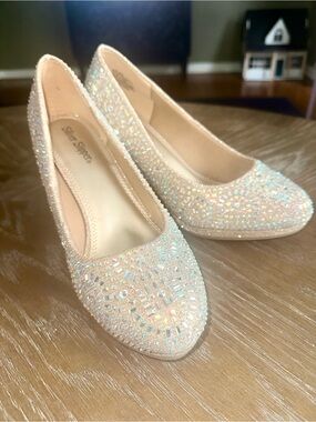 Embellished Champagne Heeled Pumps with Crystal Accents